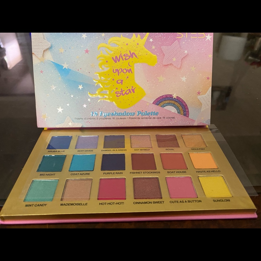 Wish Upon a Star Eyeshadow Palette